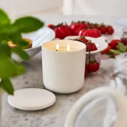 Amber & Sandalwood 300g Candle