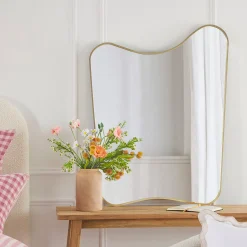 Anya Curve Mirror