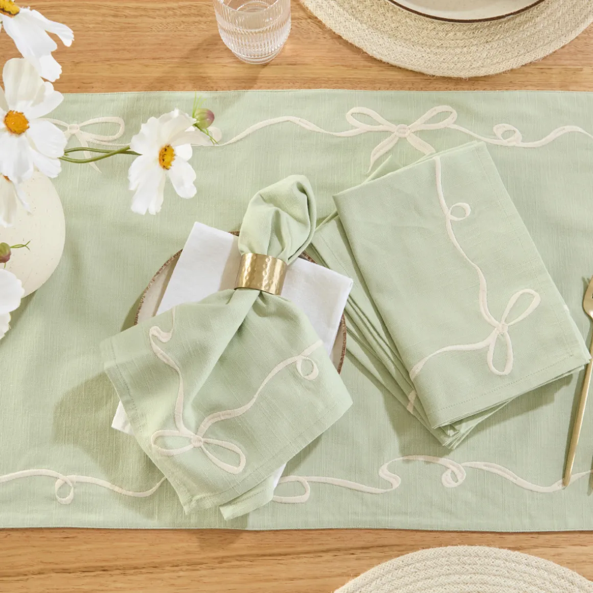 Aubrey Bow Embroidered Napkin Set of 4