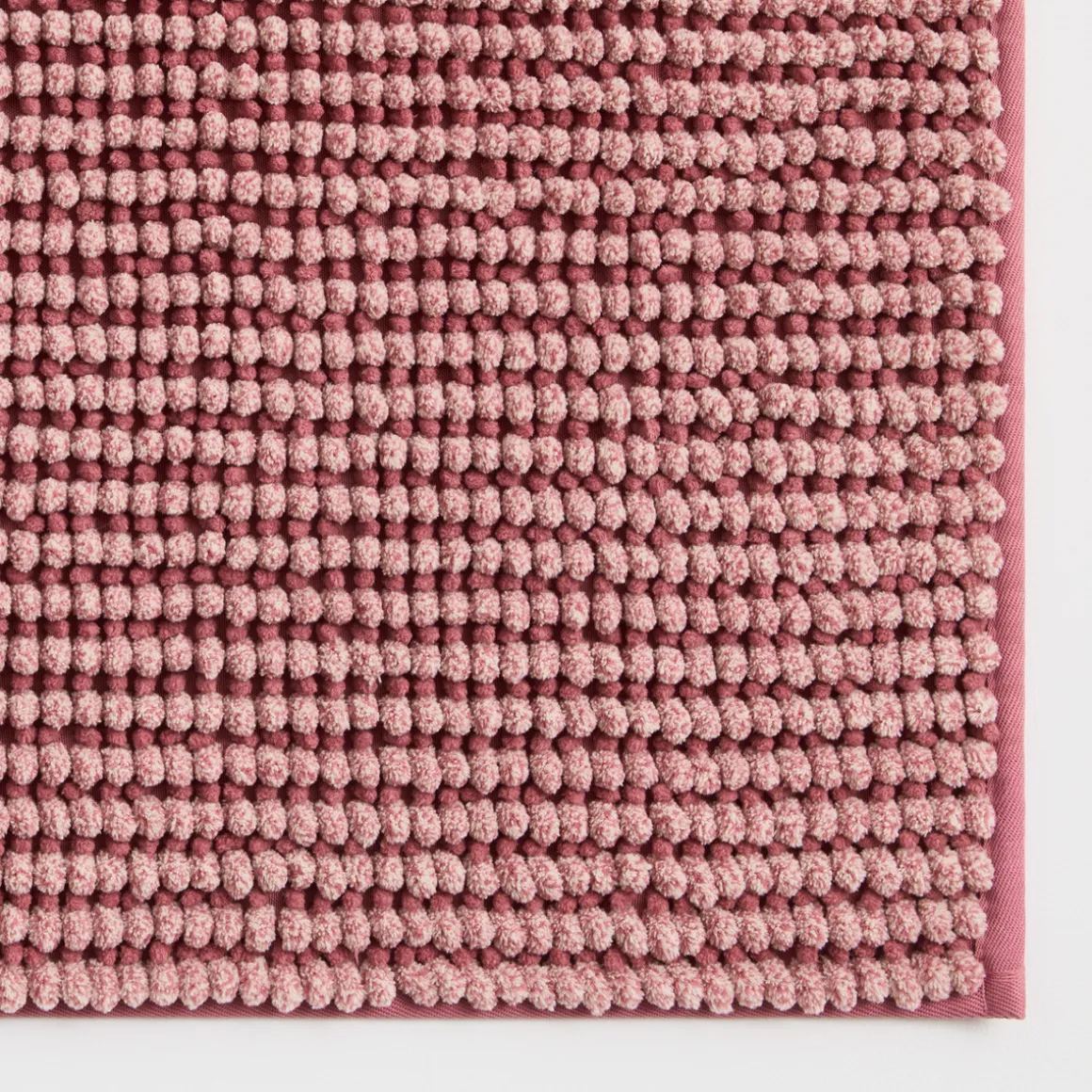 Ava Toggle Bath Runner