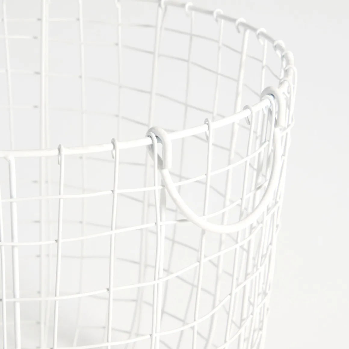 Bailey White Wire Basket