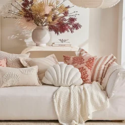 Boucle Shell Cushion