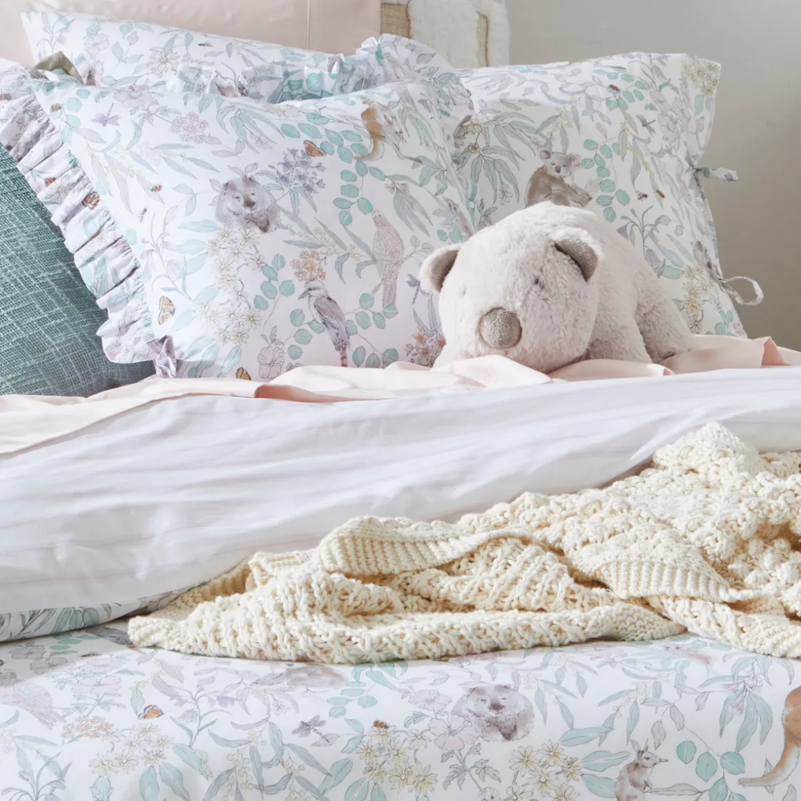 Bushland Story Quilt Cover Set