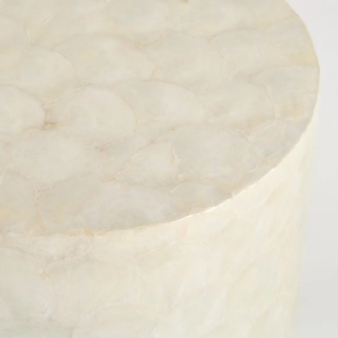 Callia Round Side table