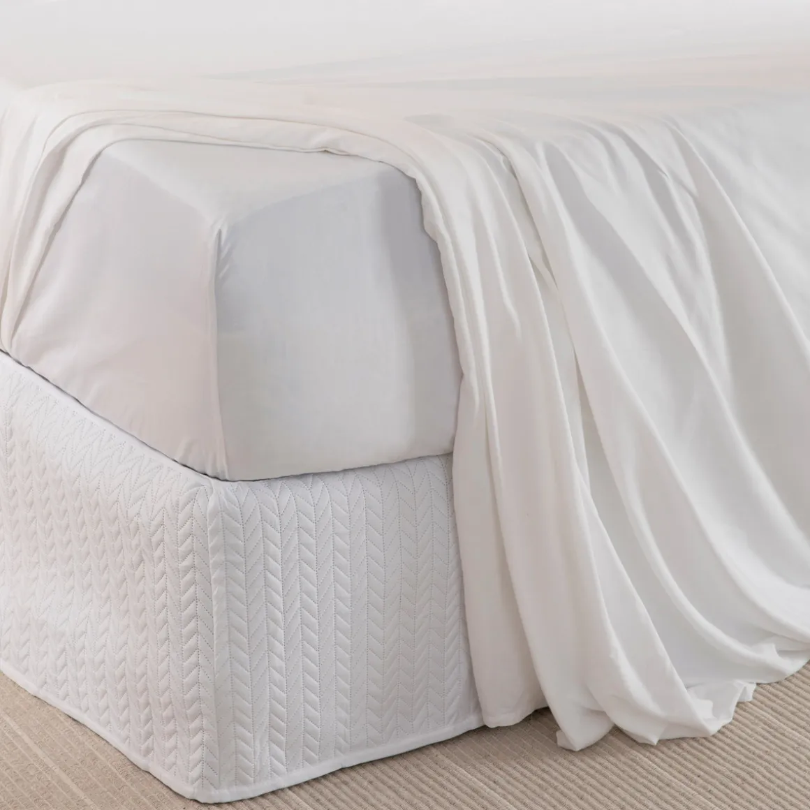 Camden White Valance