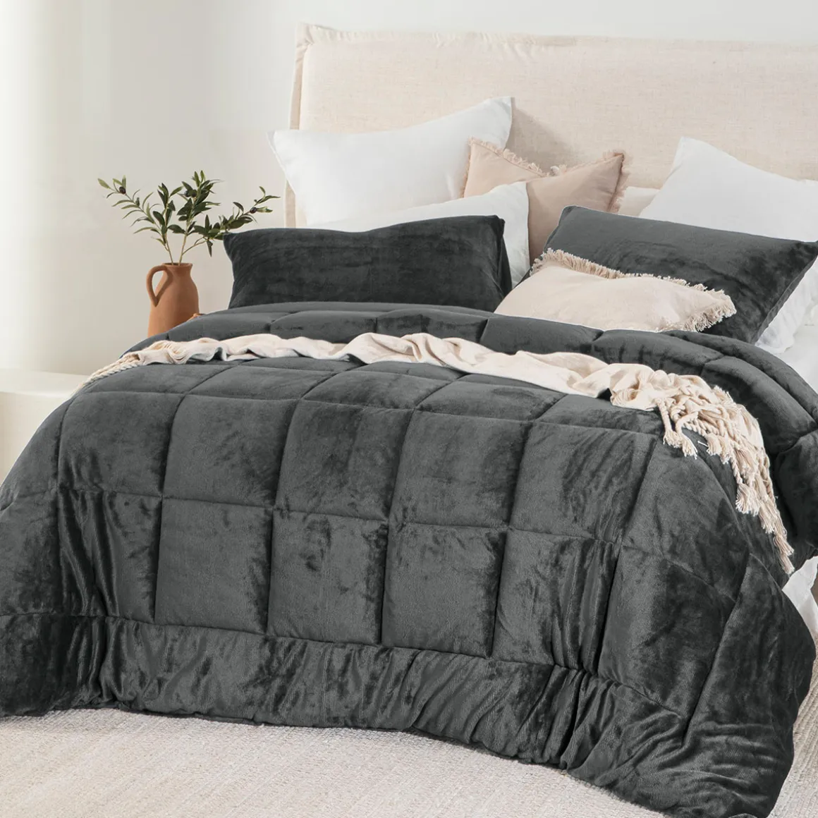Cosy Cube Charcoal Comforter Set