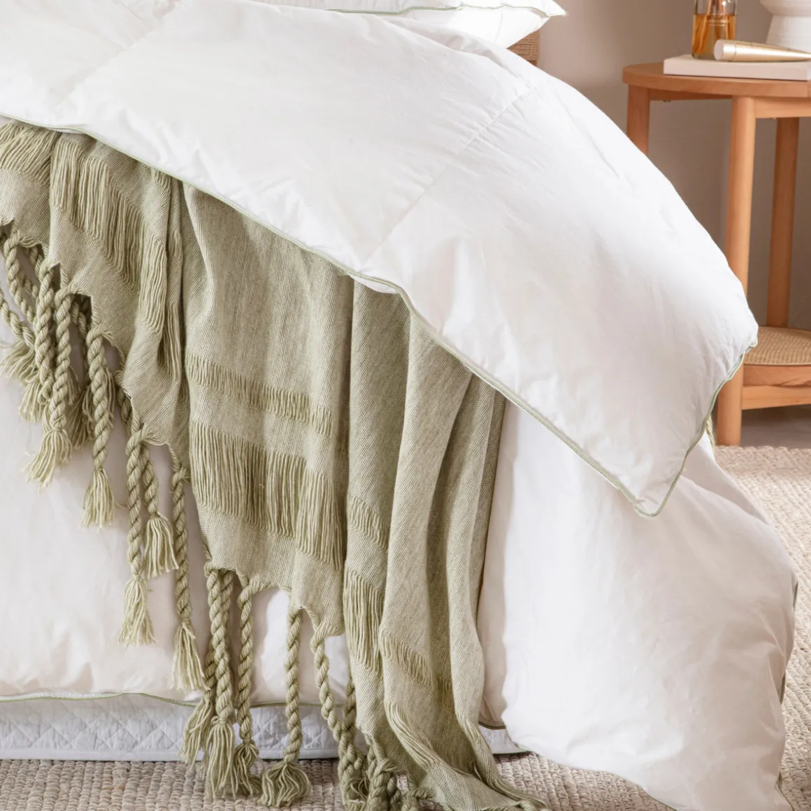 50/50 Duck Down Feather Quilt