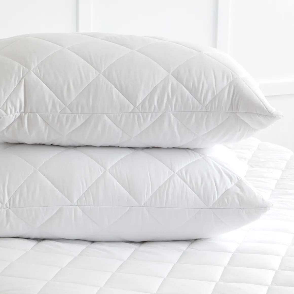 Easy Care Standard Pillow Protector