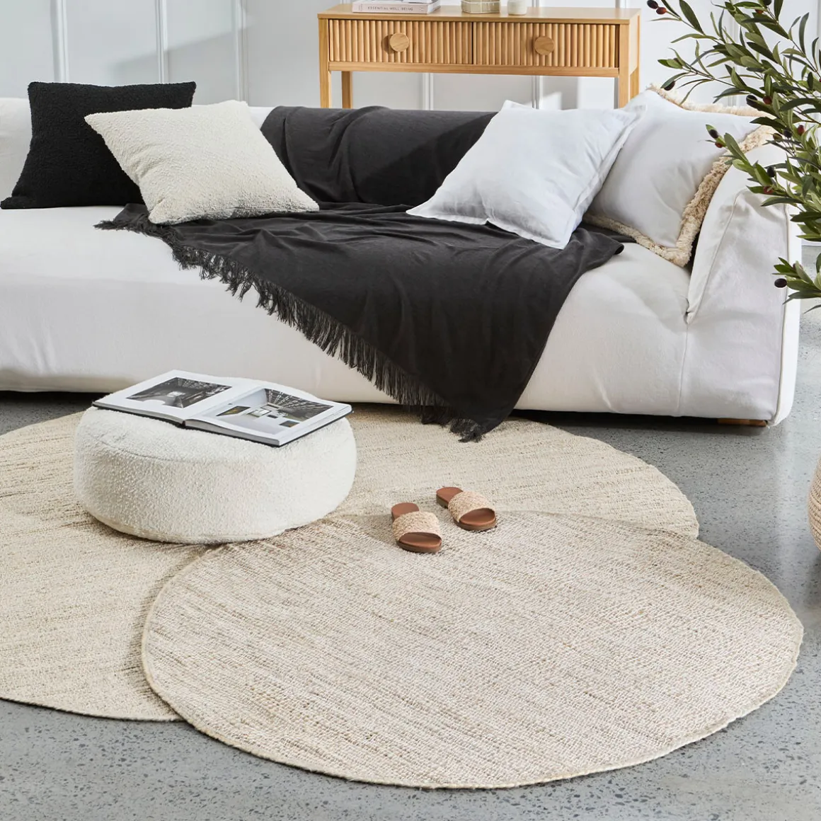 Goa Bleached Round Floor Rug