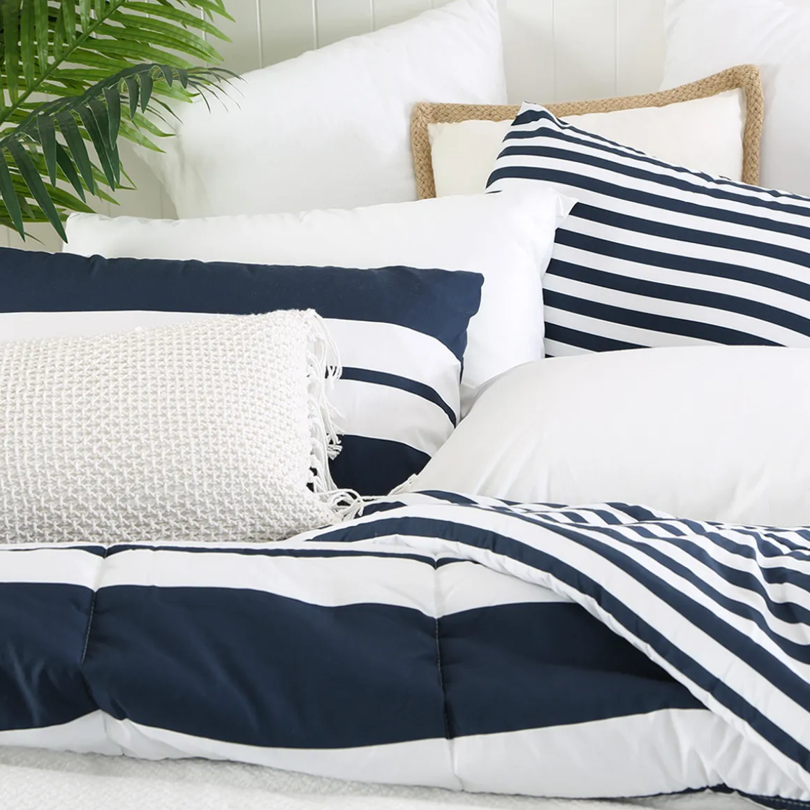 Kingscliff Comforter Set