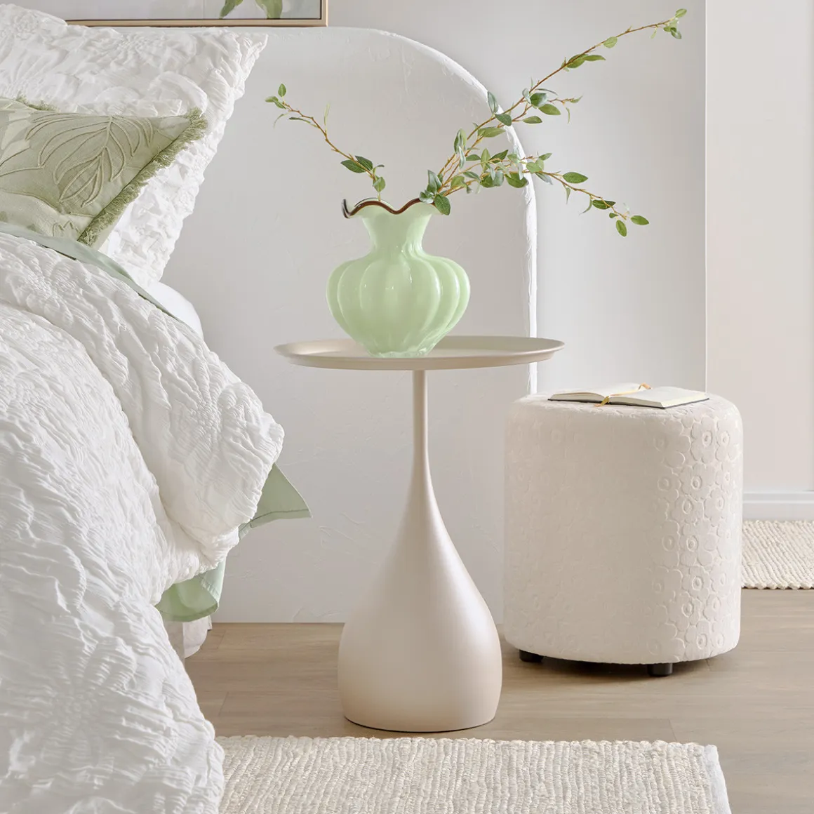 Lily Ottoman