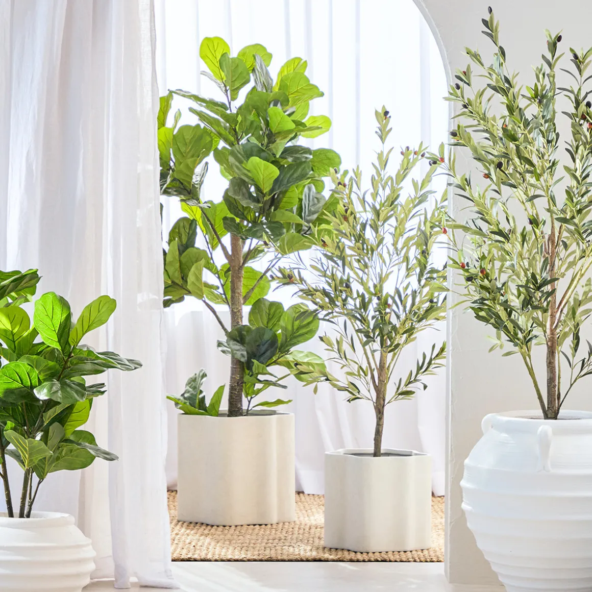 Marlo Wave Decorative Pot