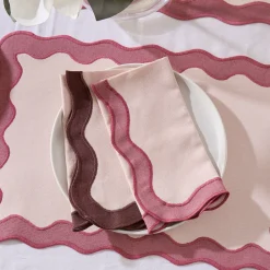 Maya Scalloped Napkin