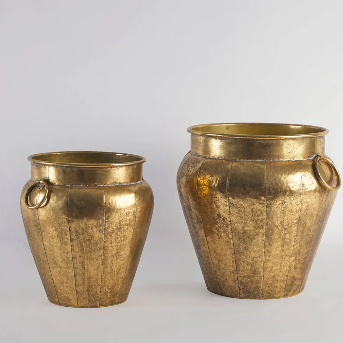 Nova Metal Decorative Pot
