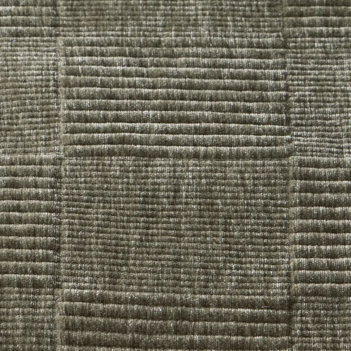 Olivia Chenille Coverlet Set