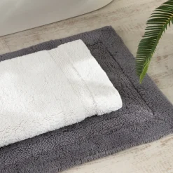 Resort Reversible Bath Mat