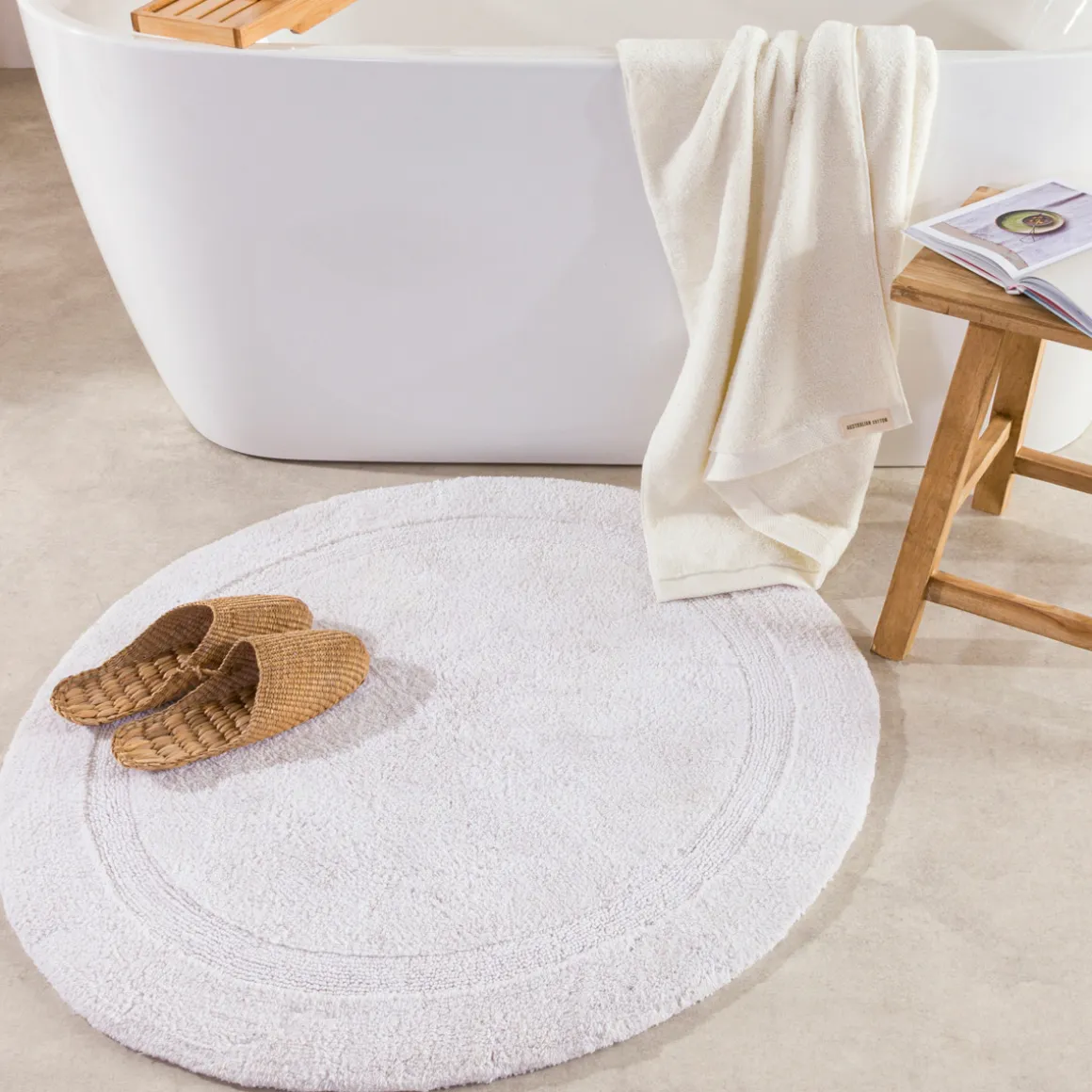 Resort Reversible Bath Mat Round