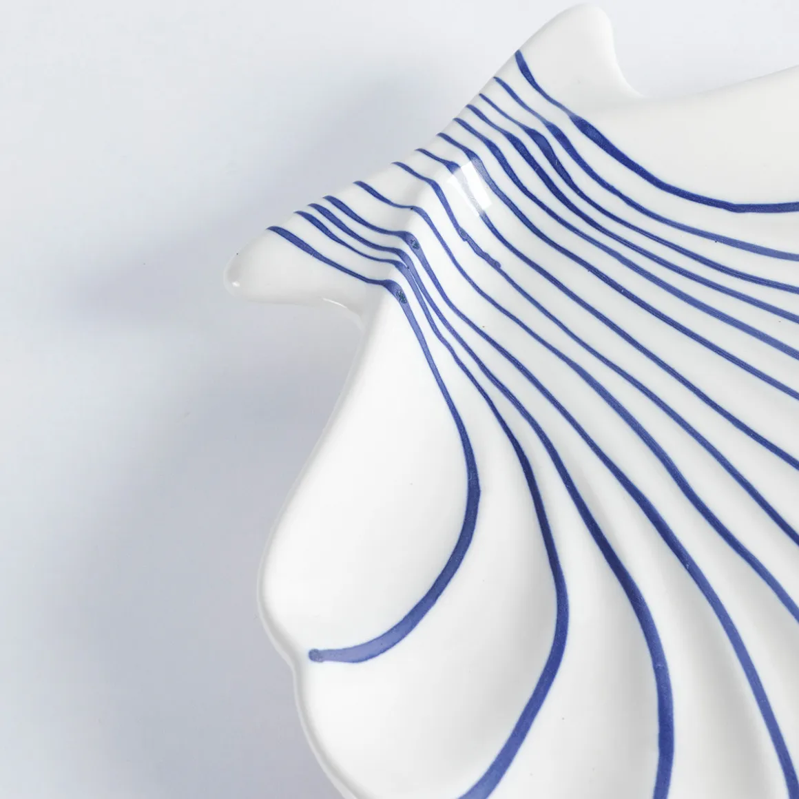 Shell Stripe Bathroom Accessories