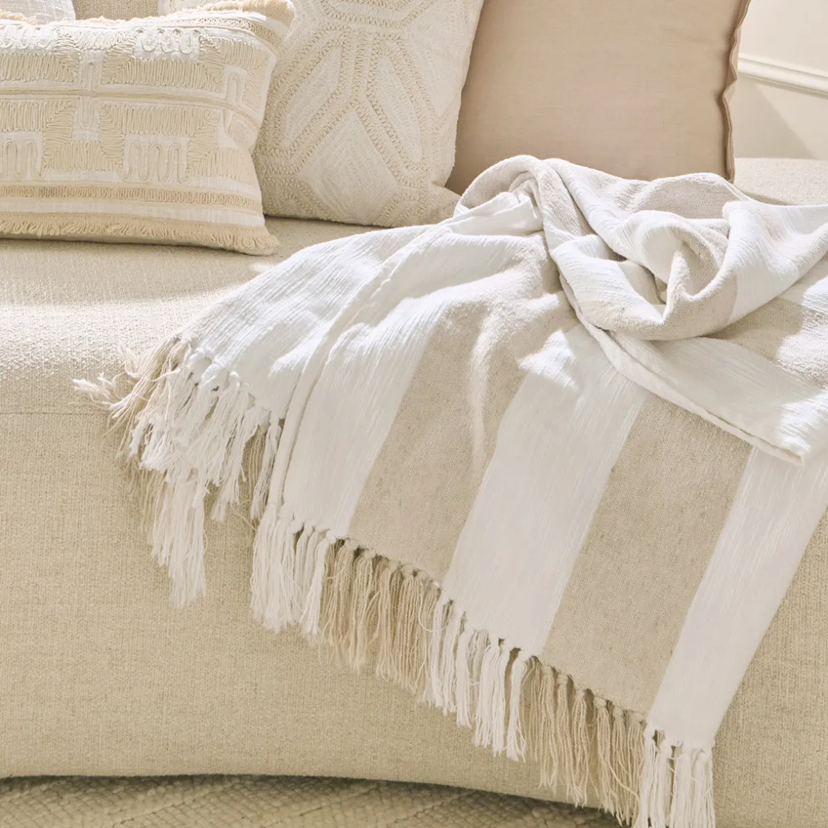 Vera Boucle Stripe Extra Large Throw