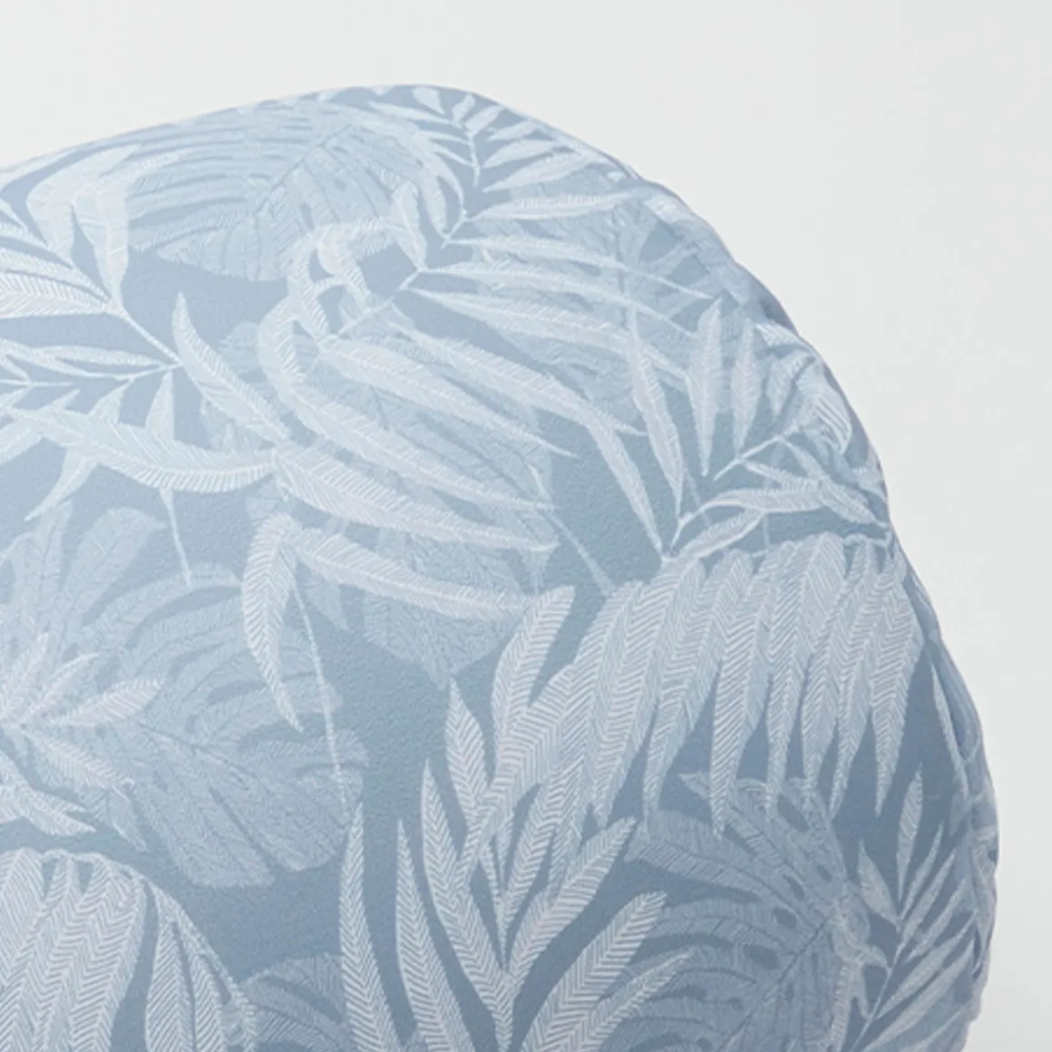 Voyager Palm Neckroll