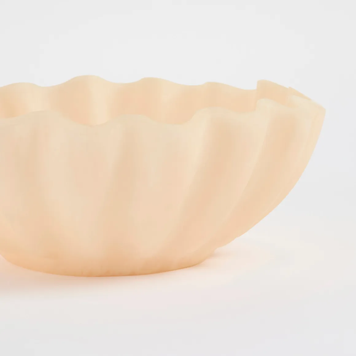 Wave Resin Fruit Bowl